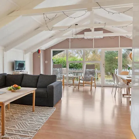 3 Bedroom Beautiful In Samso Dom wakacyjny