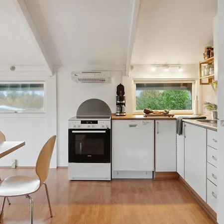 Holiday home 3 Bedroom Beautiful In Samso Tanderup